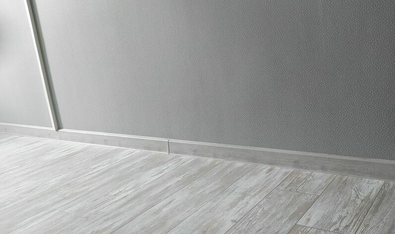 Плинтус ПВХ Волшебная палочка 70мм Home 2,2м 7035
